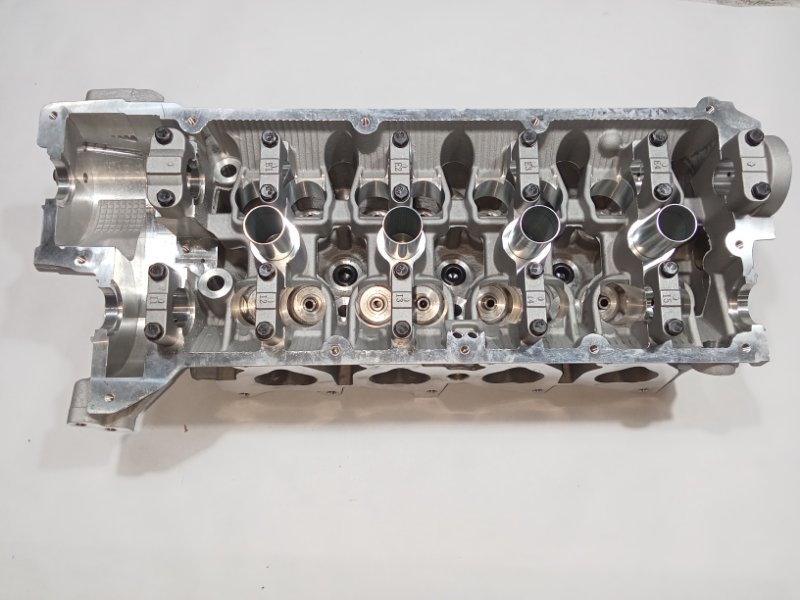 Головка блока цилиндров Hyundai-Kia Tucson 2006-2010 G4GC G4GC новая