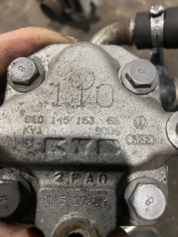 Насос гидроусилителя руля Audi A4 B6 BEX