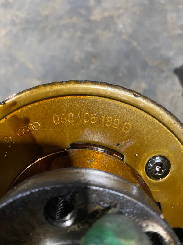 Коленвал Audi A4 B5 1.8