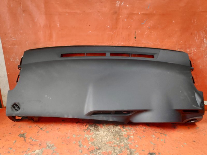 Торпедо Toyota Vitz NCP130 Торпедо Toyota Vitz NCP130