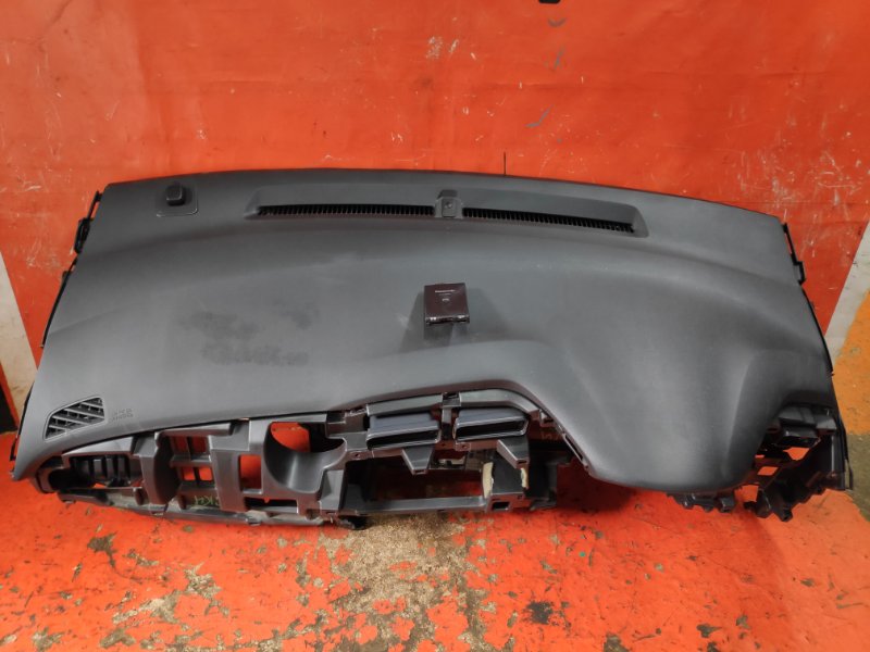 Торпедо Honda Fit GP5 Торпедо Honda Fit GP5