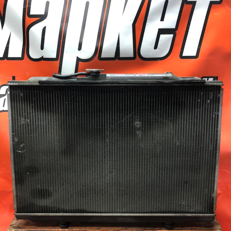 Радиатор Honda Mdx YD1 J35A Радиатор Honda Mdx YD1 J35A