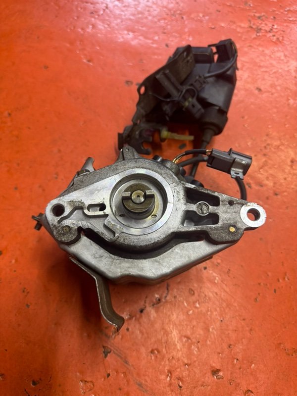 Трамблер HONDA INSPIRE UA1 G20A