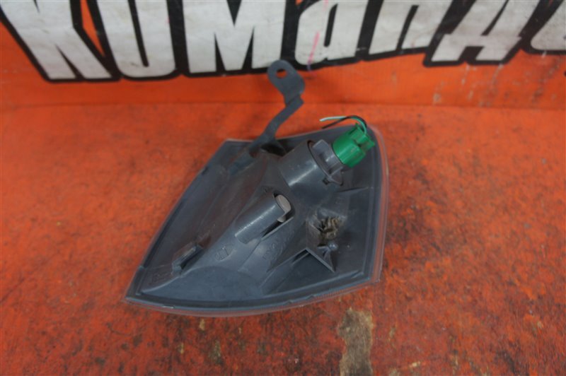 Габарит передний правый DEMIO 2000 DW3W