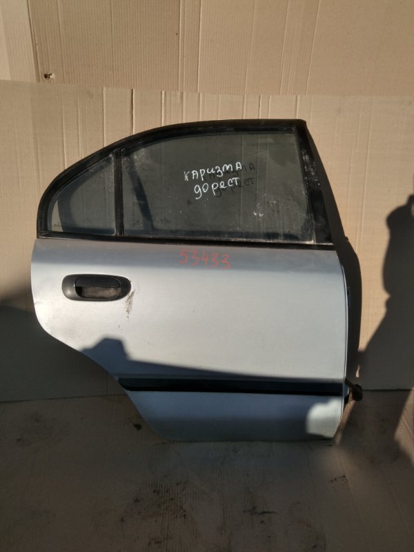 Запчасть дверь задняя правая Mitsubishi Carisma MR392304 Б/У Дверь задняя правая Mitsubishi Carisma MR392304 Б/У