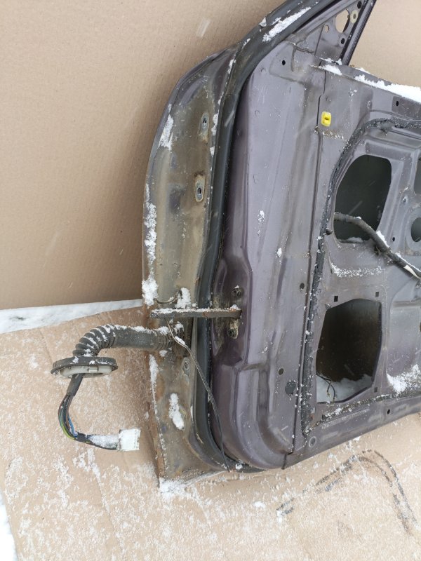 Дверь передняя правая Proton Persona 415 1996 лифтбек 1.5 4G15R Дверь передняя правая Proton Persona 415 1996 лифтбек 1.5 4G15R