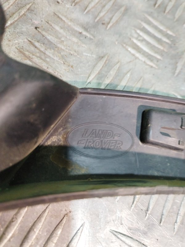 Накладка крыла заднего правого Range Rover 2011-18г.