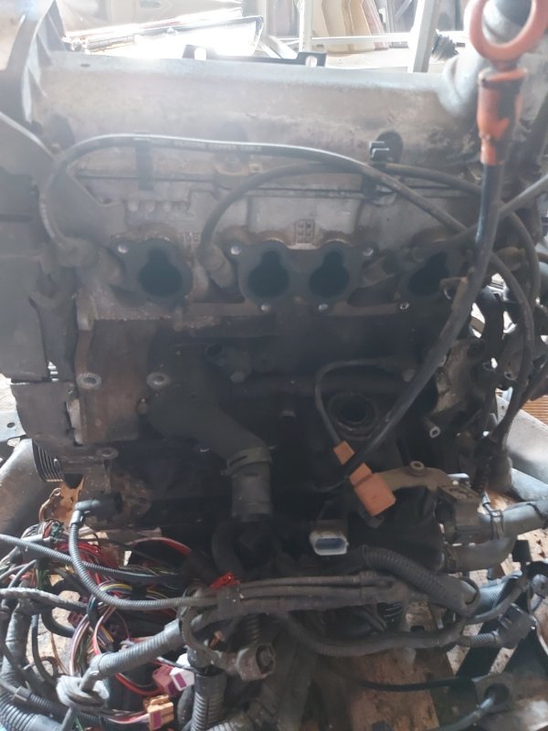 Двигатель 2 Volkswagen Transporter Т5 2.0 AXA