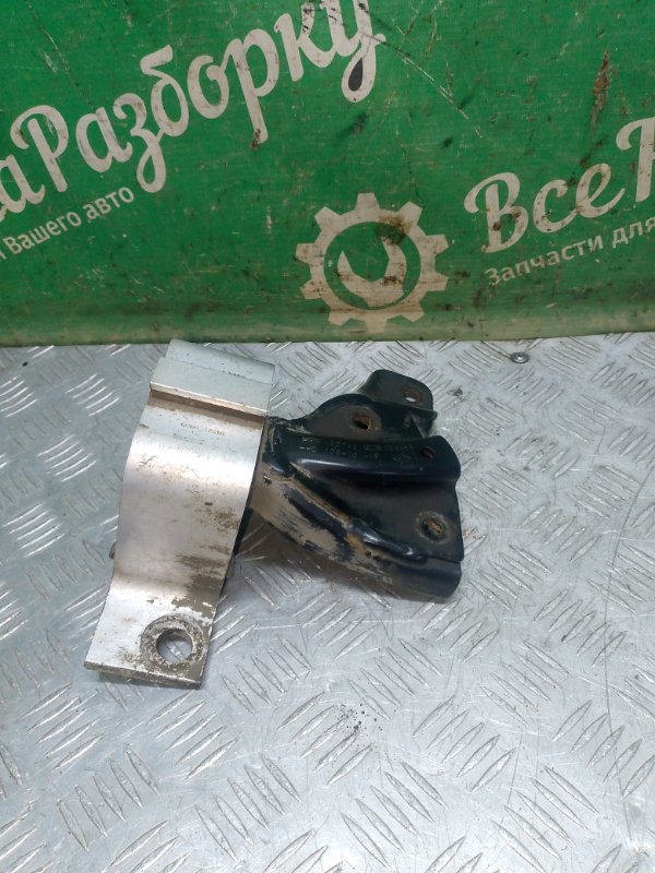 Подушка двигателя Logan 1