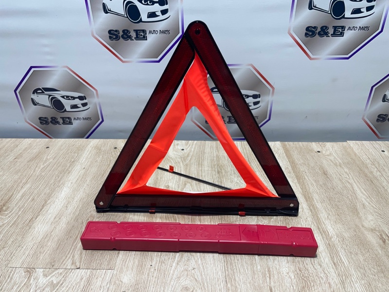 Знак аварийной остановки BMW 2013 F30 N47d20c 71606770487 Б/У
