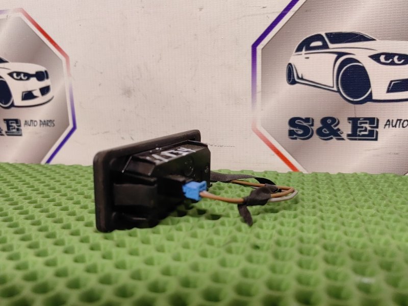Подсветка номера BMW X1 E84 N20B20A