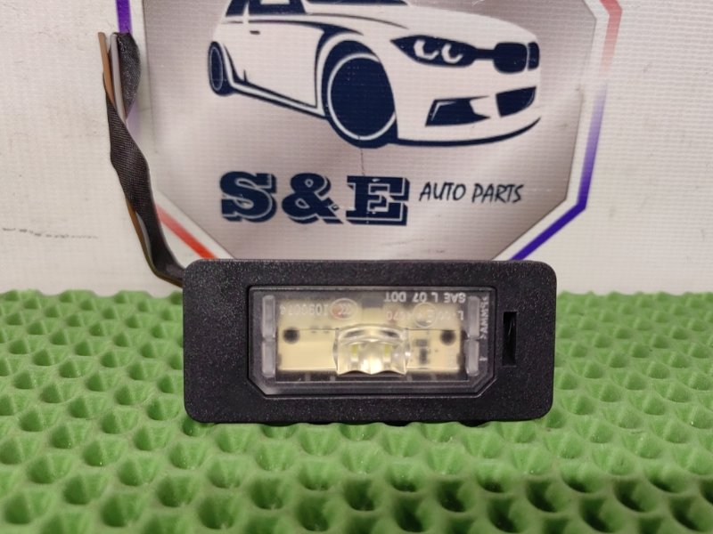 Подсветка номера BMW X1 2013 E84 N20B20A 63267193293 Б/У