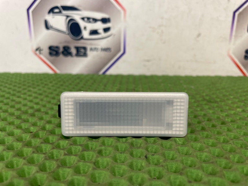 Плафон подсветки багажника BMW X3 2011 F25 N52B30A 63316972605 Б/У