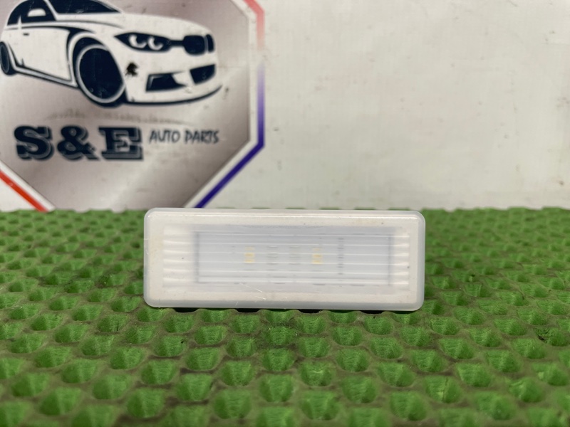 Плафон подсветки багажника BMW 3 2013 F30 N20B20B 63319219490 Б/У
