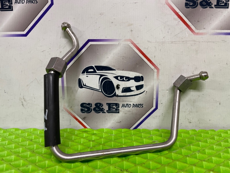 Запчасть трубка топливная BMW 4 2015 F36 N20B20B 13537585426 Б/У Трубка топливная BMW 4 2015 F36 N20B20B 13537585426 Б/У