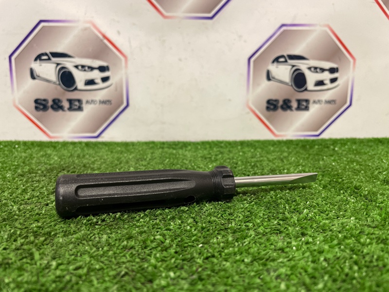 Запчасть отвертка BMW 3 2019 F31 LCI B48B20A 71111179629 Б/У Отвертка BMW 3 2019 F31 LCI B48B20A 71111179629 Б/У