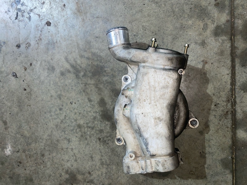 Корпус помпы Маз/Renault 5440. 6501. 6303 ЯМЗ 650 RENAULT (б/у)