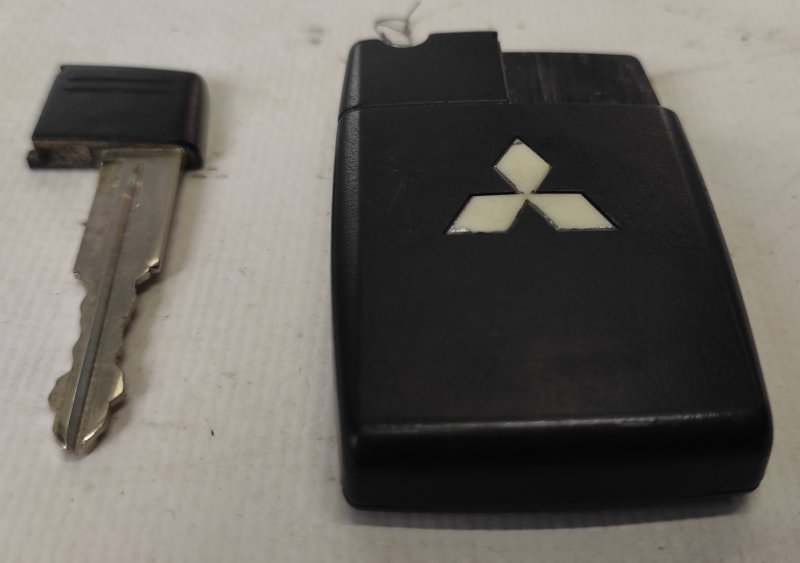 Ключ зажигания Mitsubishi Outlander 2007 CW5W-0018546 4B12 контрактная