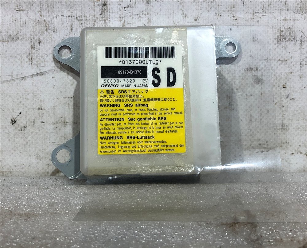 Блок управления Airbag Subaru JUSTY 2017 M900F 1KR 89170B1370 контрактная