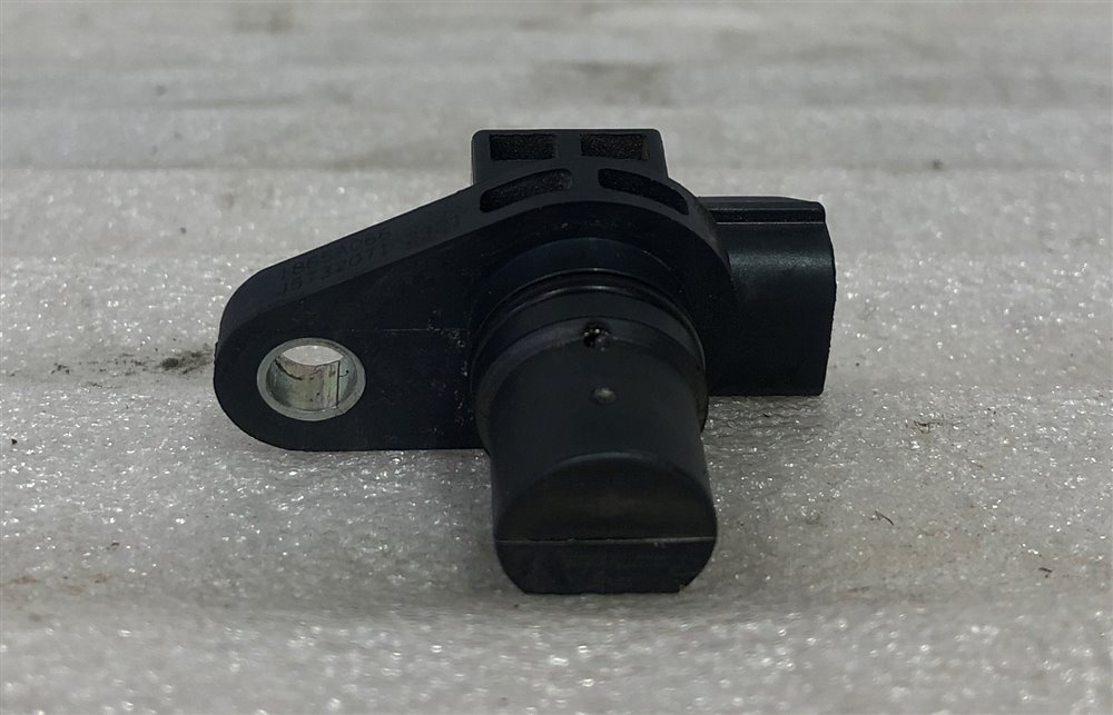 Датчик положения распредвала Mitsubishi RVR 2012 GA4W-0104105 4J10 1865A066 контрактная
