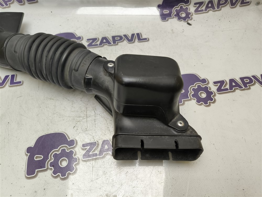 Воздухозаборник Mitsubishi Outlander GG2W 4B11 Воздухозаборник Mitsubishi Outlander GG2W 4B11