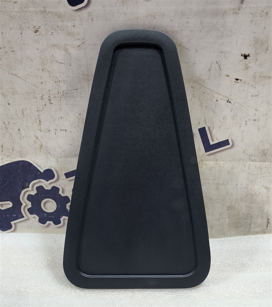 Пластик салона Nissan Leaf 2019 ZE1 EM57 742503NK0A Б/У