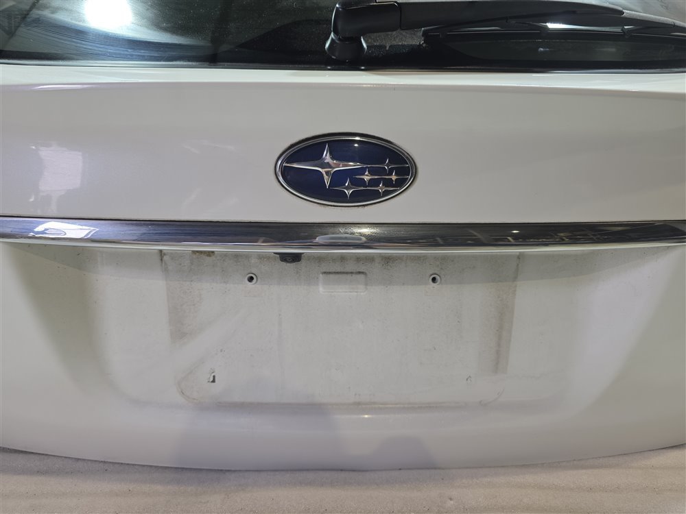 Дверь багажника Levorg 2014 VM4 FB16 Дверь багажника Levorg 2014 VM4 FB16