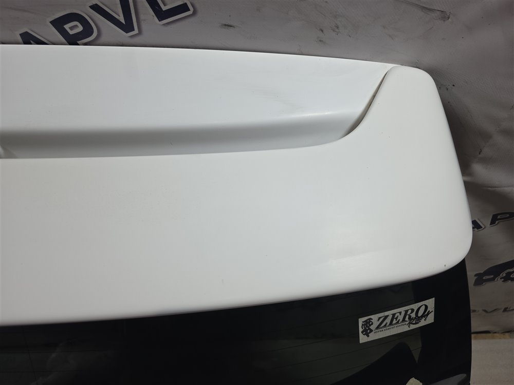Дверь багажника caldina 1998 st215 3S Дверь багажника caldina 1998 st215 3S