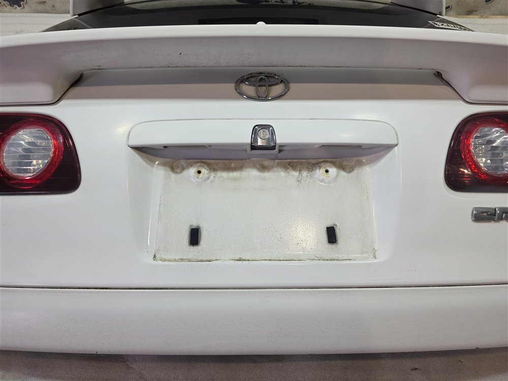 Дверь багажника caldina 1998 st215 3S Дверь багажника caldina 1998 st215 3S