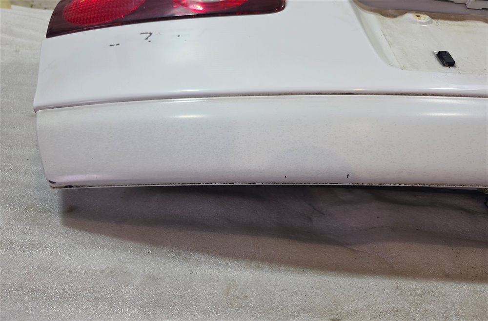 Дверь багажника caldina 1998 st215 3S Дверь багажника caldina 1998 st215 3S