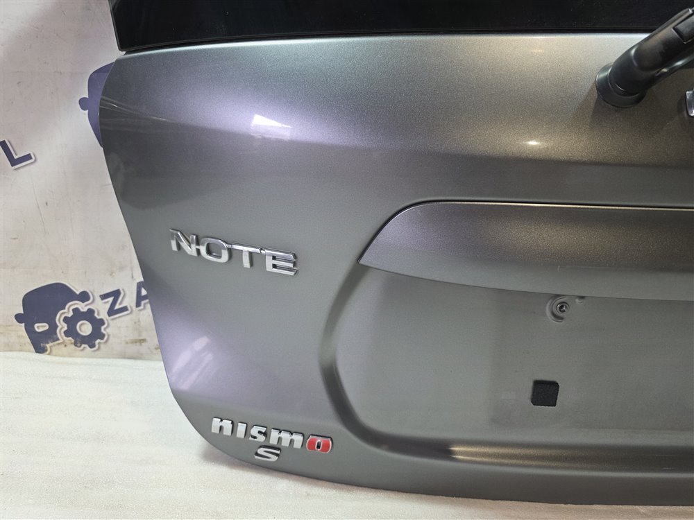Дверь багажника Note e power 2019 HE12 EM57
