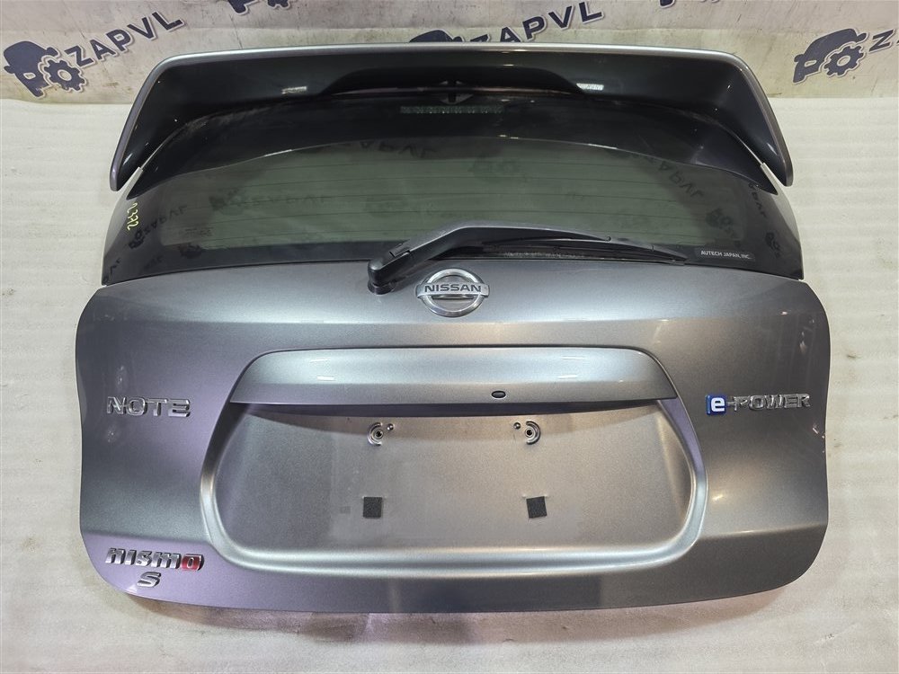 Дверь багажника Note e power 2019 HE12 EM57