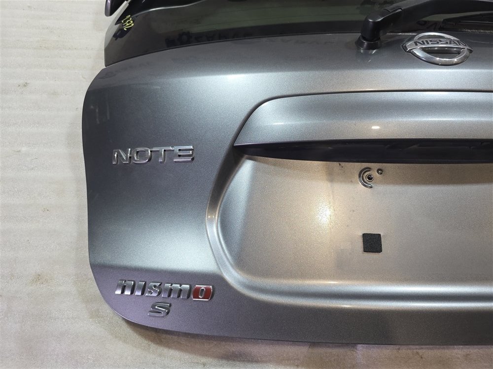 Дверь багажника Note e power 2019 HE12 EM57