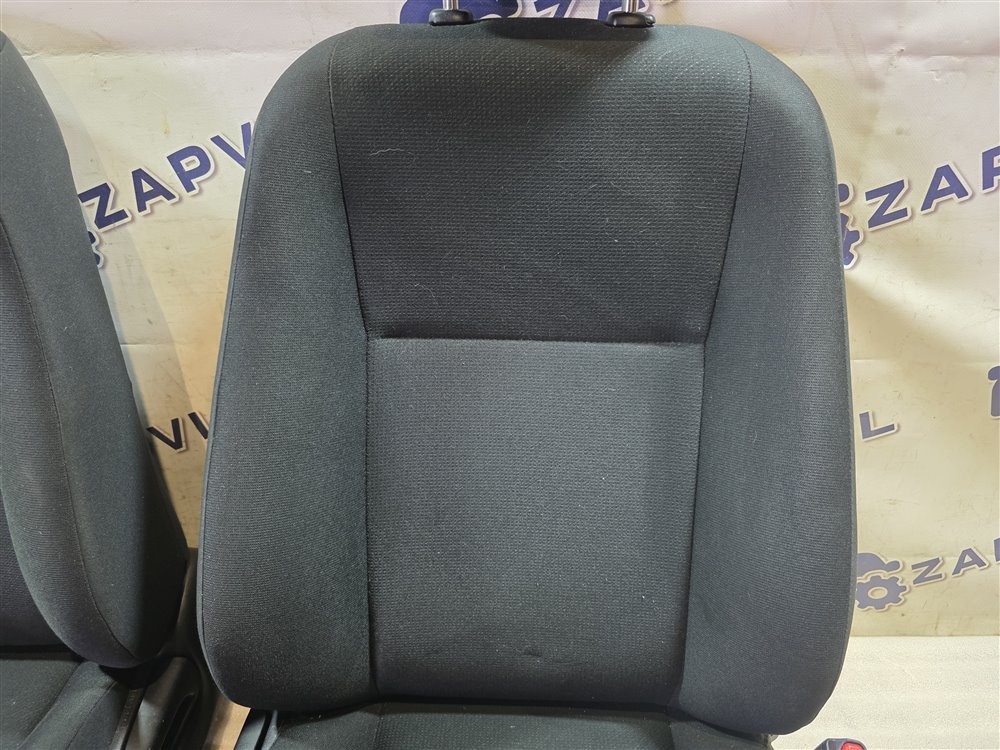 Сиденья комплект Corolla Axio 2020 NRE161 2NR Сиденья комплект Corolla Axio 2020 NRE161 2NR