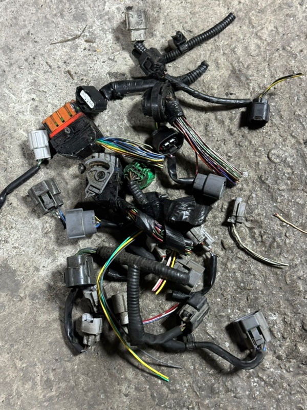 Разъём Nissan X-Trail 2007 NT31 MR20-DE - контрактная