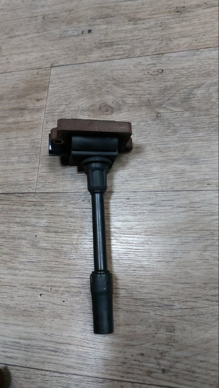 Катушка зажигания Mitsubishi Dion CR6W 4G94