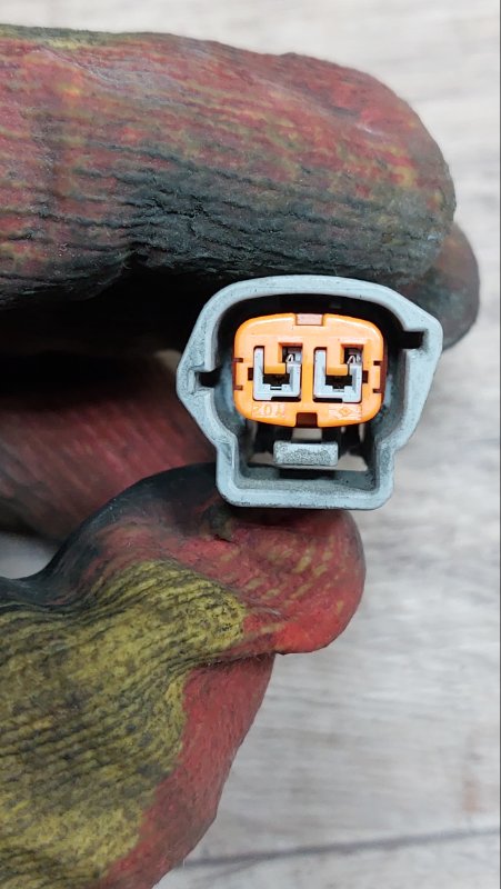 Разъём Qashqai 2010 J10 MR20-DE Разъём Qashqai 2010 J10 MR20-DE