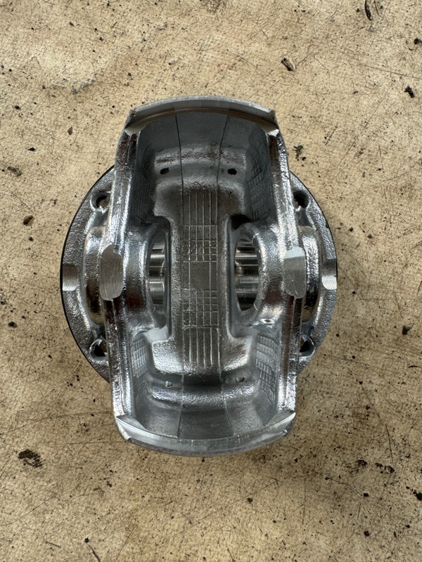 Поршень Opel Astra J 69 Z18XER