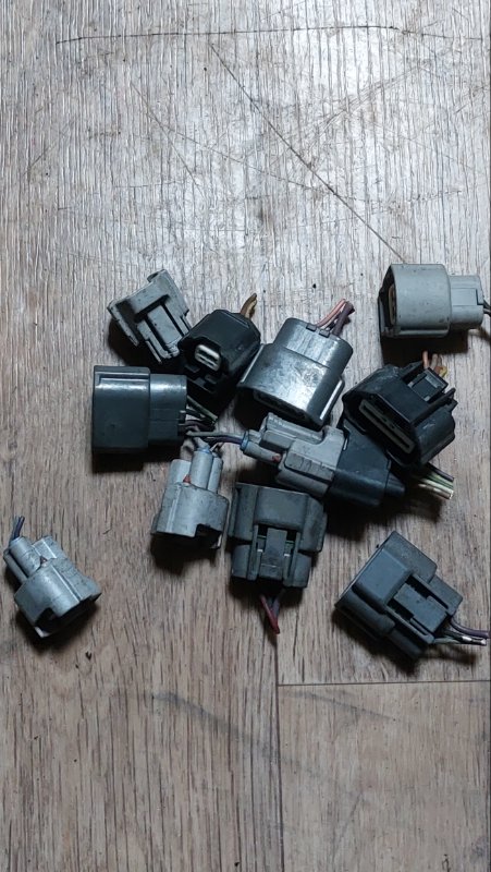 Запчасть разъём Nissan TIIDA LATIO 2007 SC11 HR15-DE - контрактная Разъём Nissan TIIDA LATIO 2007 SC11 HR15-DE - контрактная