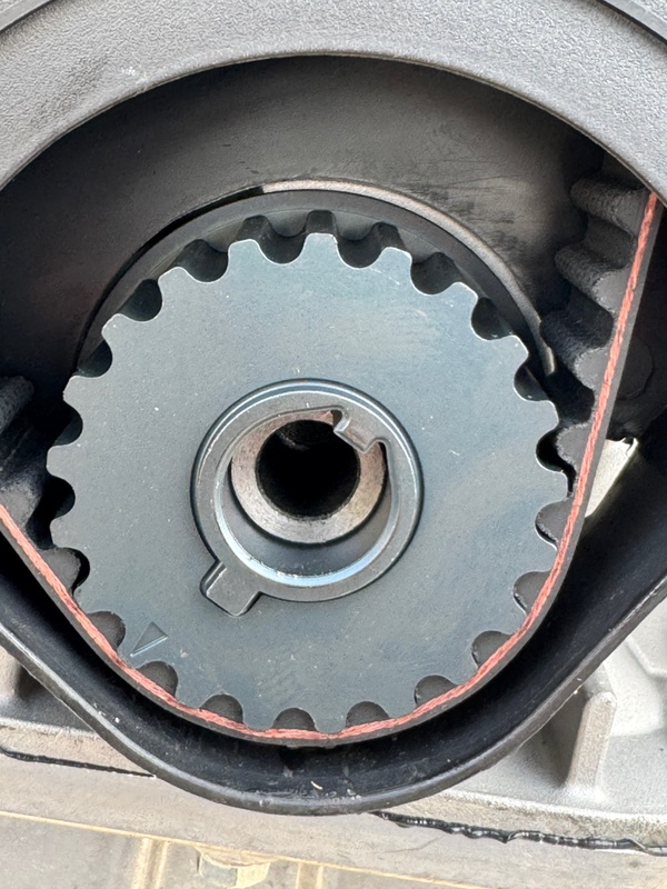 Двигатель Cruze Новый J300 F16D3 Двигатель Cruze Новый J300 F16D3