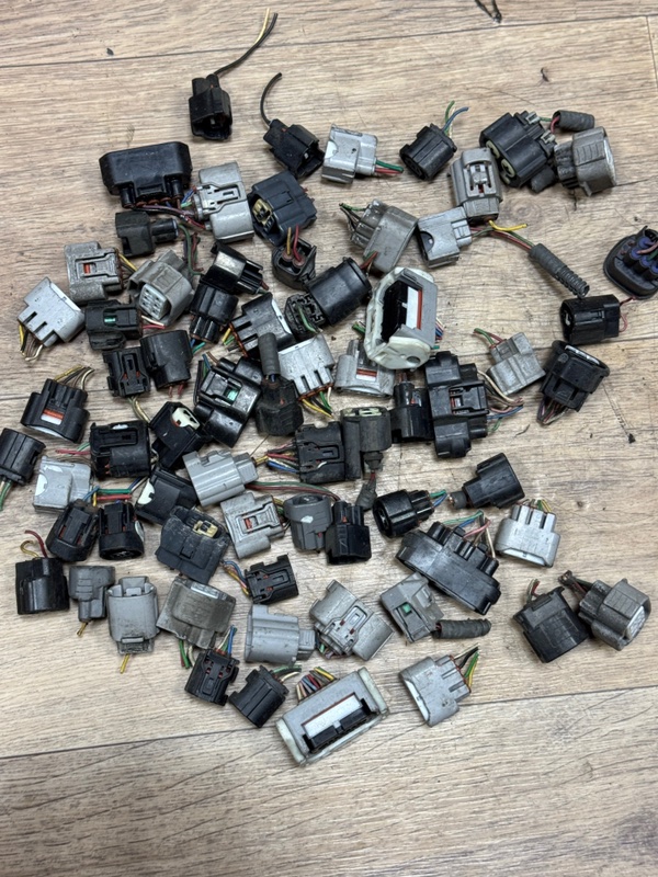 Разъём Toyota Mark X 2008 GRX120 4GR-FSE - контрактная