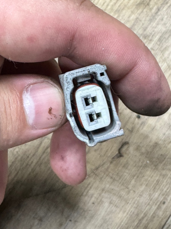 Разъём Mark X 2008 GRX120 4GR-FSE