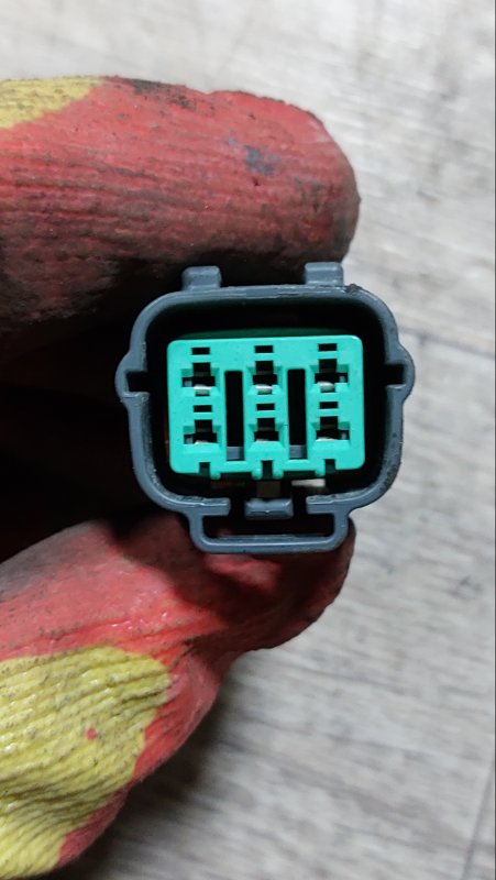 Разъём Serena 2008 C25 MR20-DE