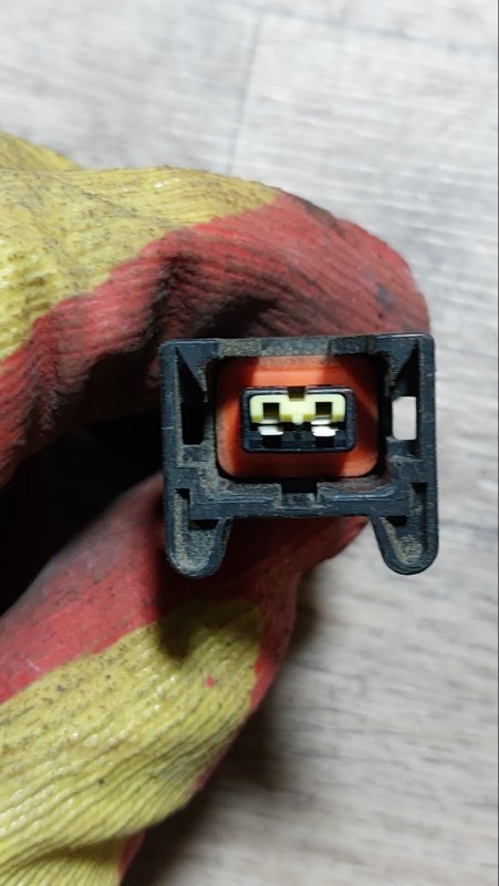 Разъём Serena 2008 C25 MR20-DE