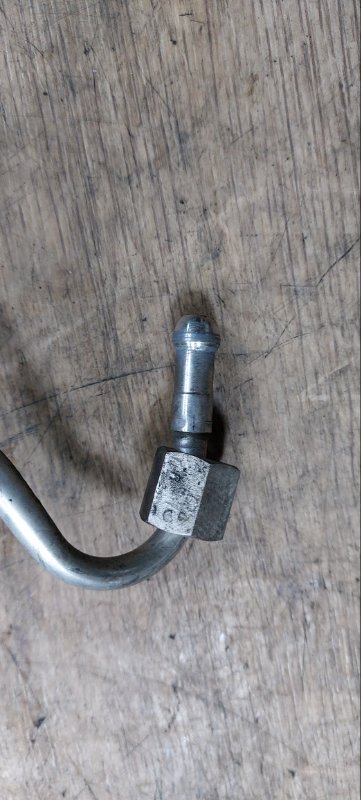 Трубка ТНВД Serena 2014 FNC26 MR20-DD