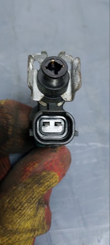 Форсунка топливная March 2012 K13 HR12-DE