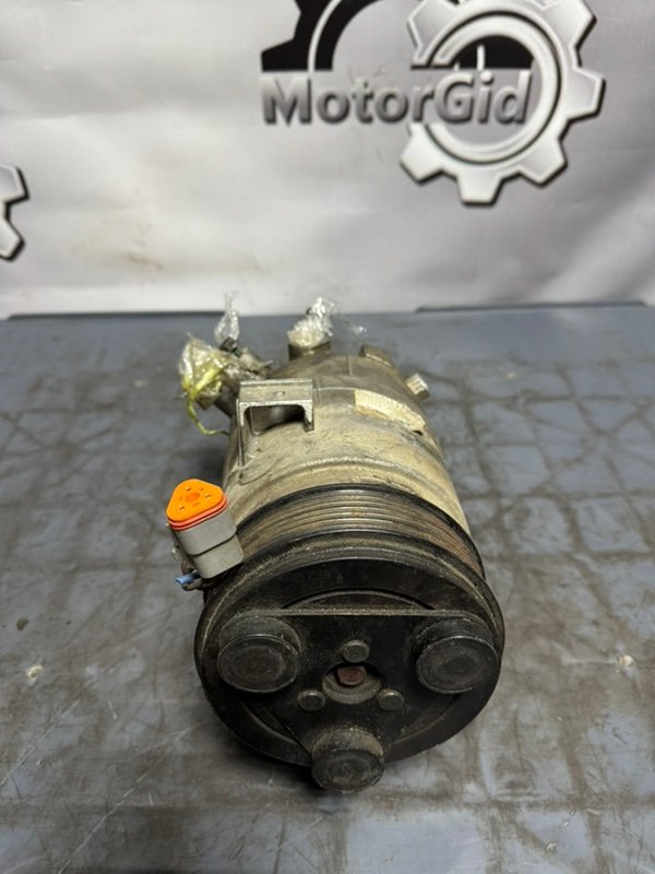 Компрессор кондиционера Nissan Murano Z51 VQ35-DE Компрессор кондиционера Nissan Murano Z51 VQ35-DE