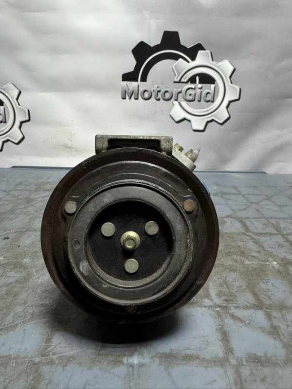 Компрессор кондиционера Cruze 2012 J300 F18D4 Компрессор кондиционера Cruze 2012 J300 F18D4