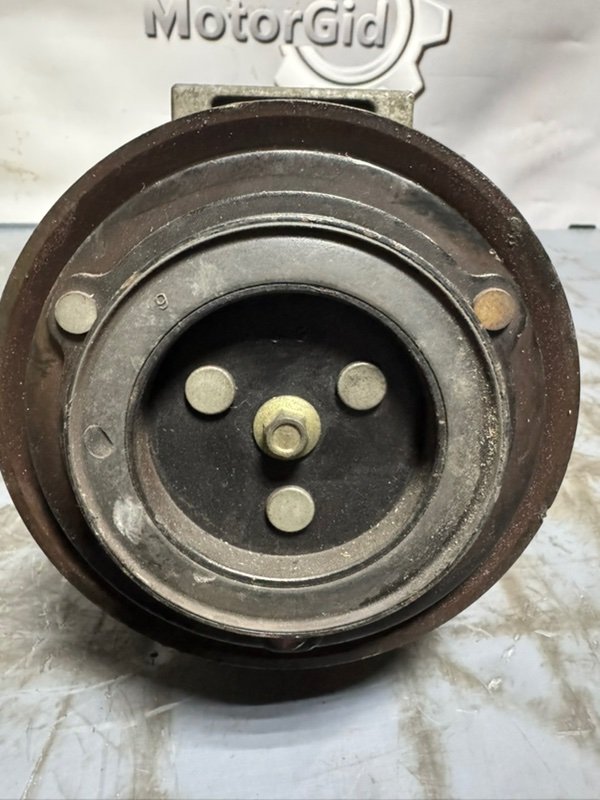 Компрессор кондиционера Cruze 2012 J300 F18D4 Компрессор кондиционера Cruze 2012 J300 F18D4