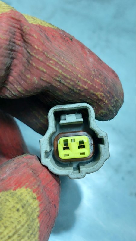 Разъём Wish 2005 ZNE14 1ZZ-FE